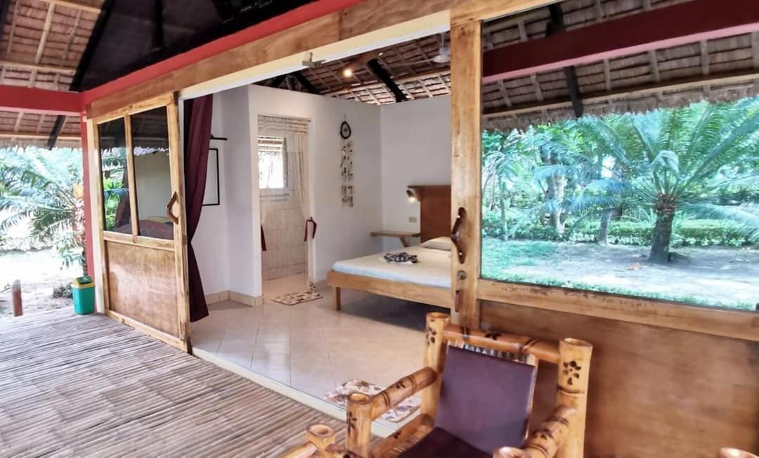 Sulu Sunset Beach Resort Nauhang Bagian luar foto
