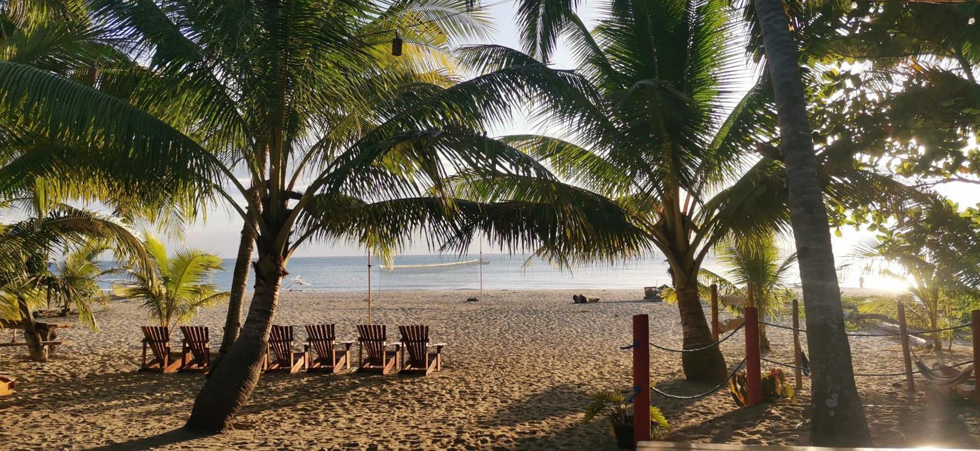 Sulu Sunset Beach Resort Nauhang Bagian luar foto