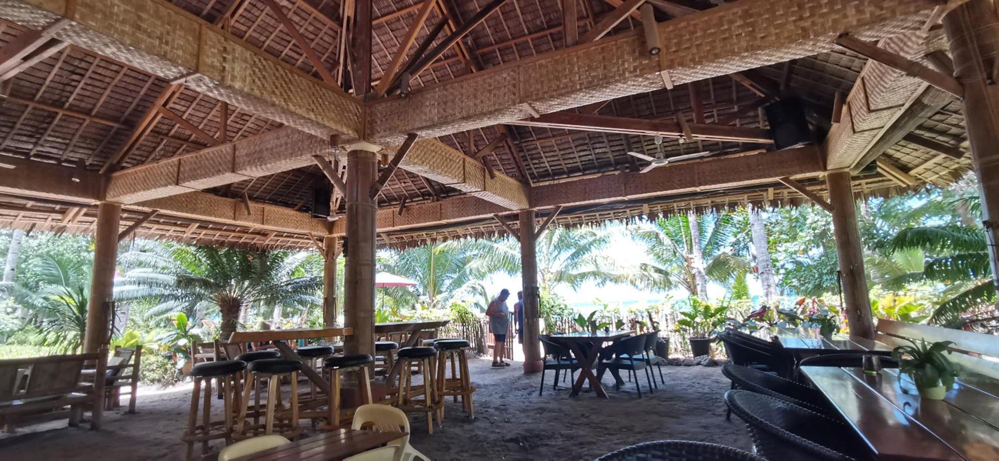 Sulu Sunset Beach Resort Nauhang Bagian luar foto