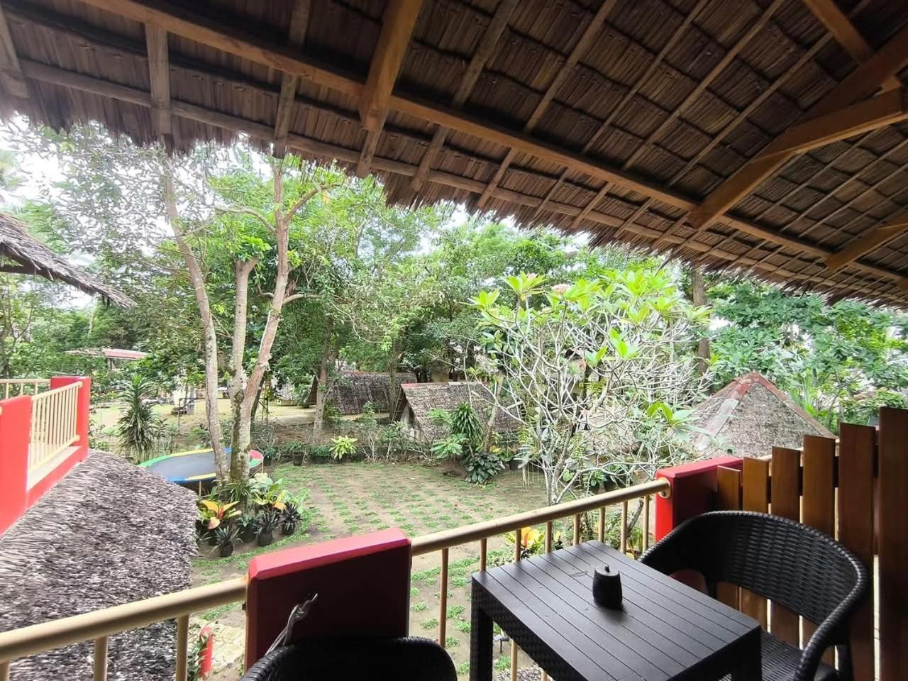Sulu Sunset Beach Resort Nauhang Bagian luar foto